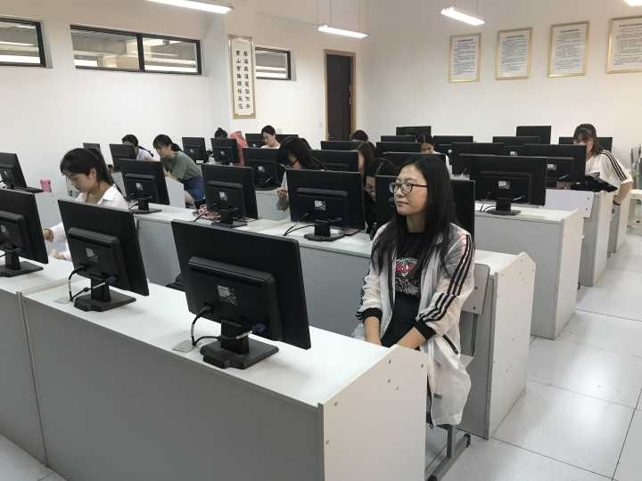 2FBB48CEA18C0B7BF497192BACCFA5F7.jpg 2FBB48CEA18C0B7BF497192BACCFA5F7.jpg