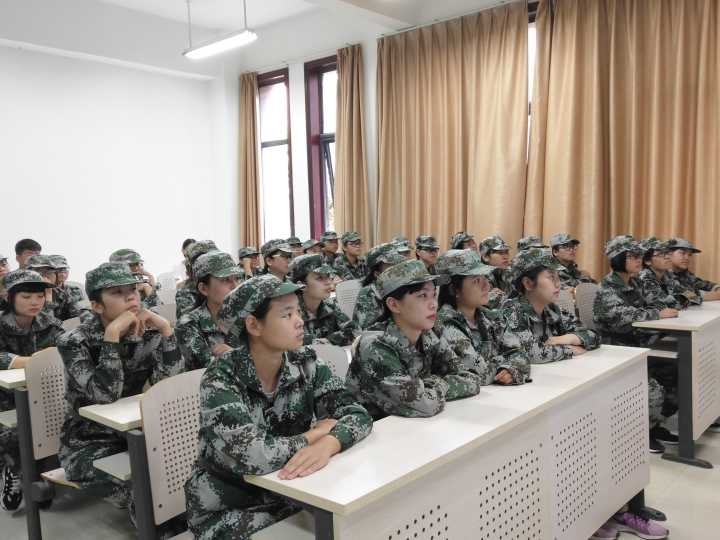 Cache_41c8f9b56ca33ec0..jpg Cache_41c8f9b56ca33ec0..jpg