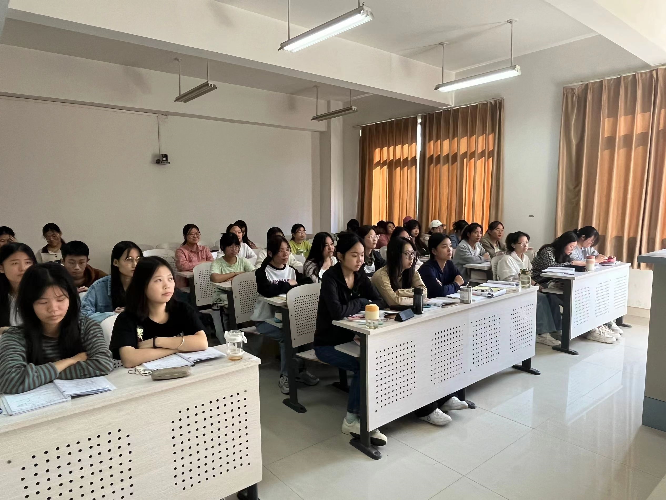 微信图片_20231106135548.jpg 微信图片_20231106135548.jpg