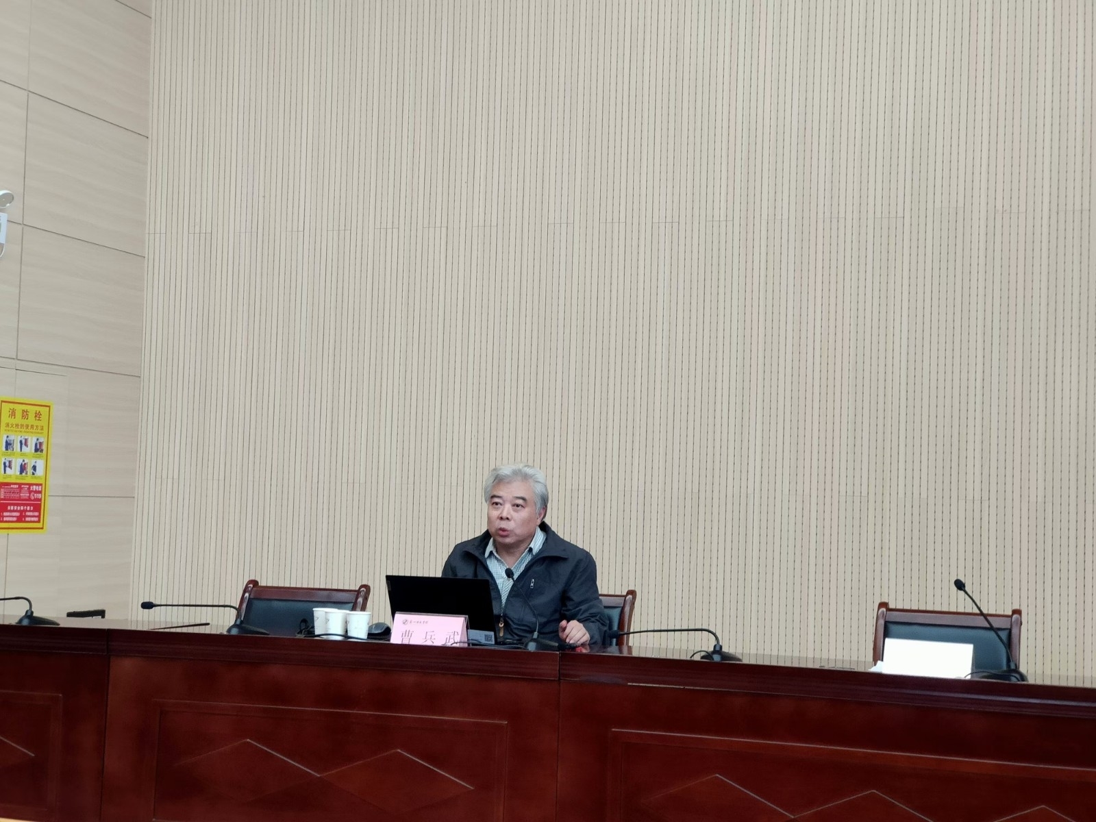 照片02.jpg 照片02.jpg