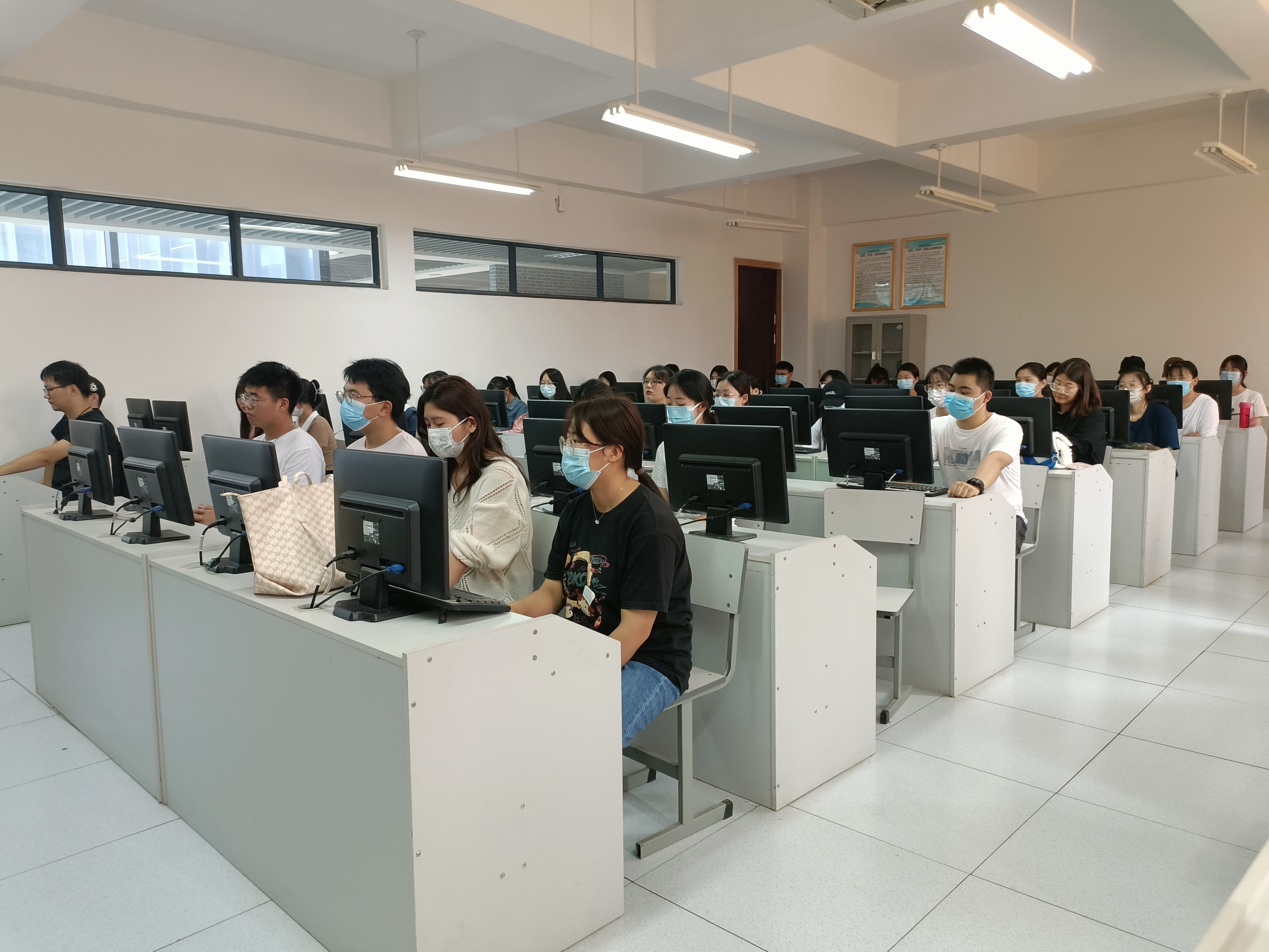 微信图片_20221001225057.jpg 微信图片_20221001225057.jpg