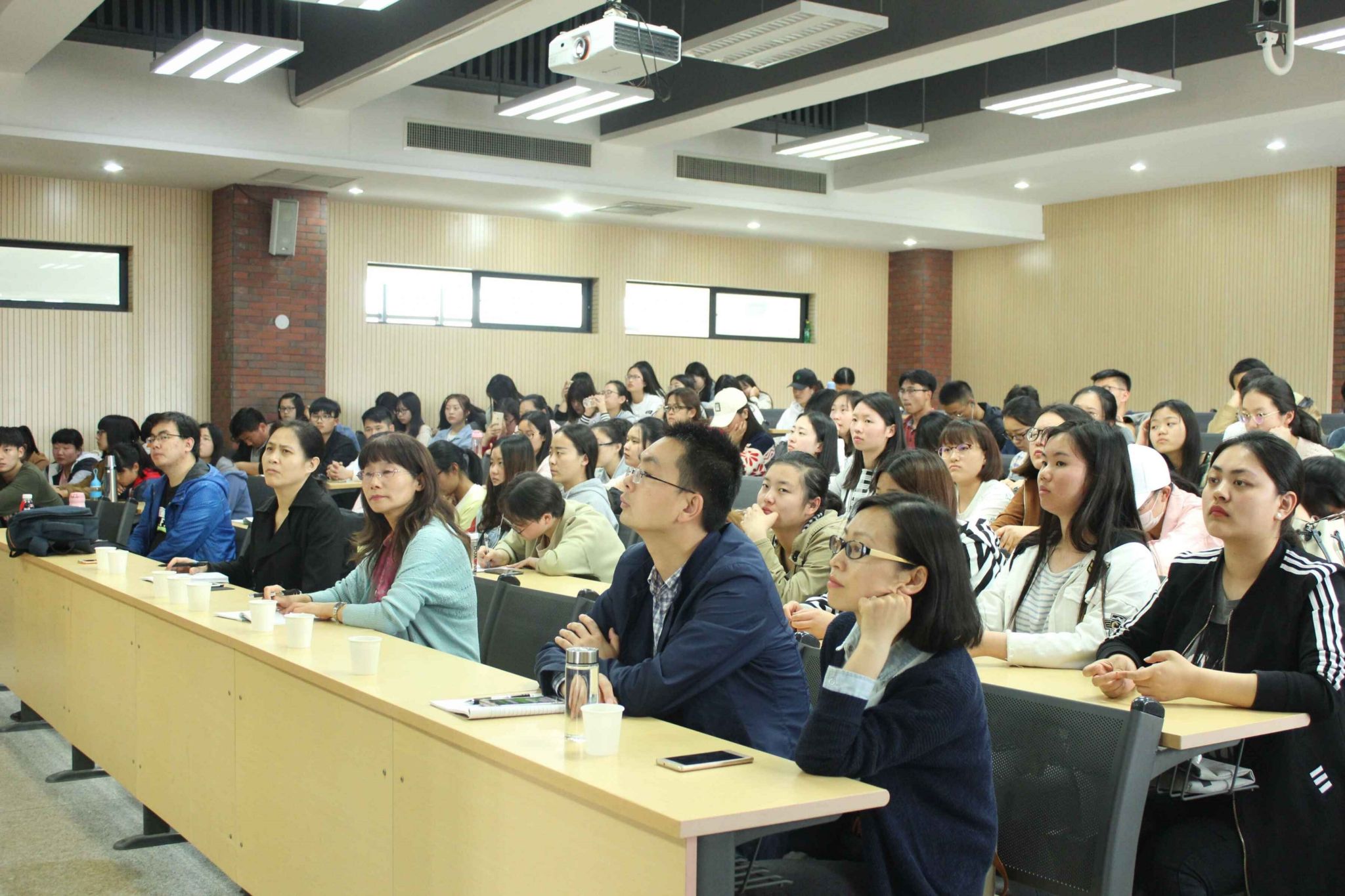 -2d1b5ccaf0cbd98c.jpg -2d1b5ccaf0cbd98c.jpg