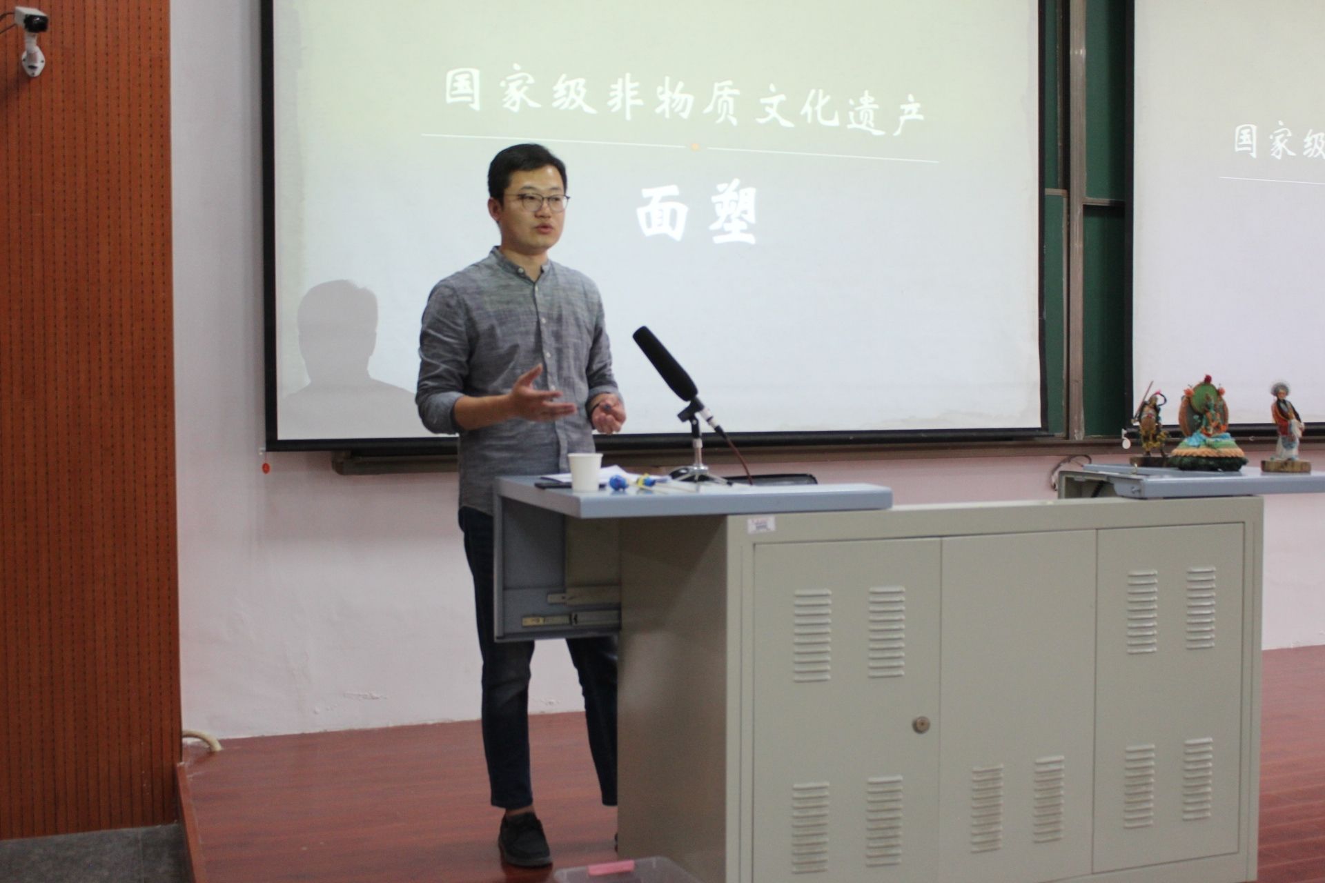 A4LH_$MFJX}QJG_00C_9S_H.jpg A4LH_$MFJX}QJG_00C_9S_H.jpg