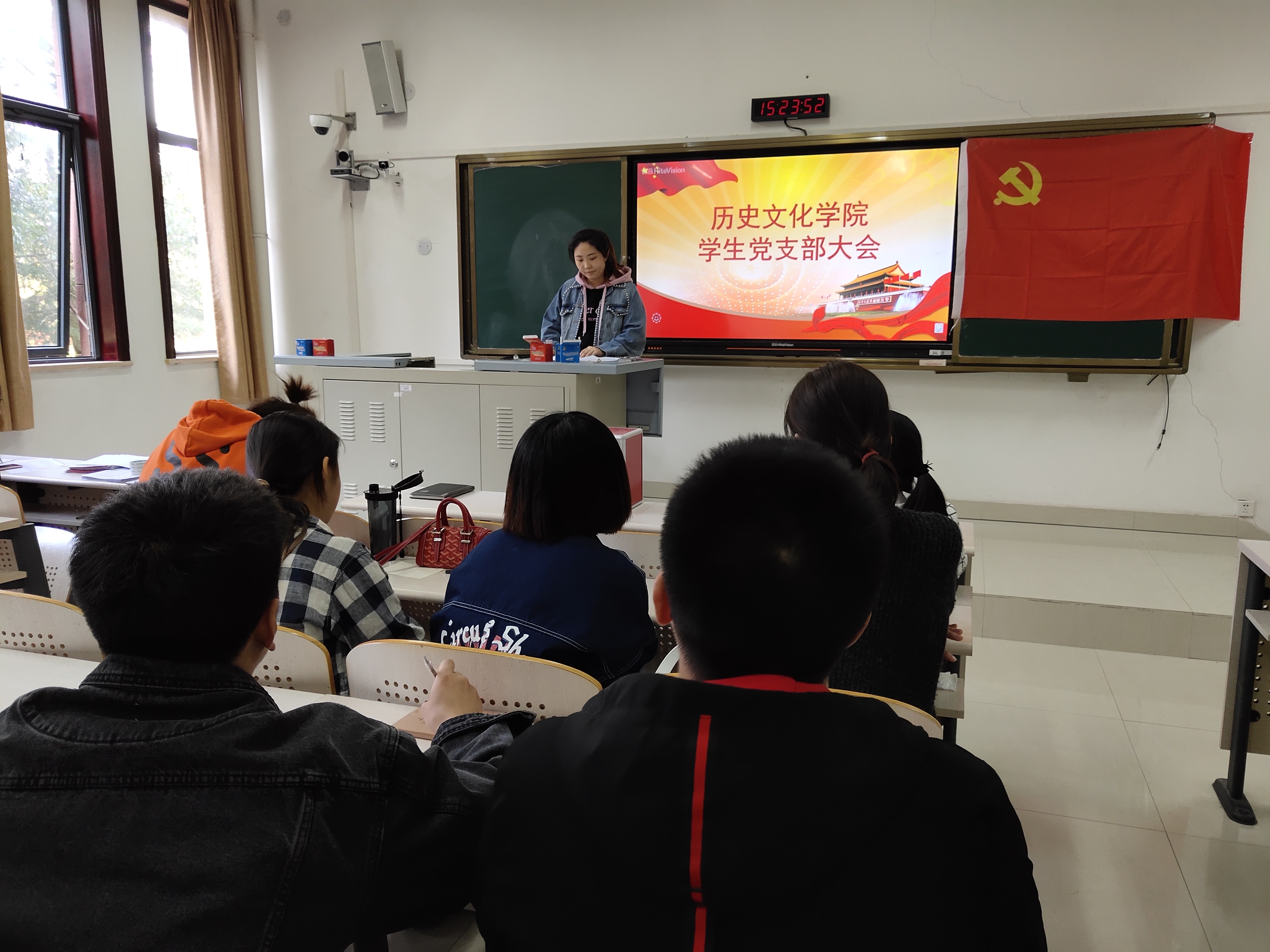 98801850F0D5559171135E7EAA91A7E5.jpg 98801850F0D5559171135E7EAA91A7E5.jpg