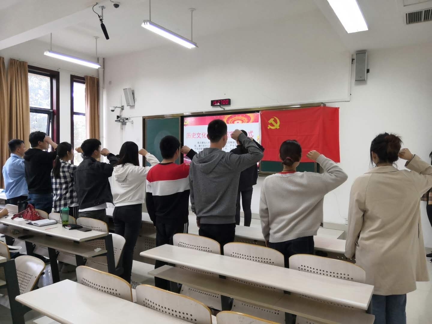 fgjxxnj.jpg fgjxxnj.jpg