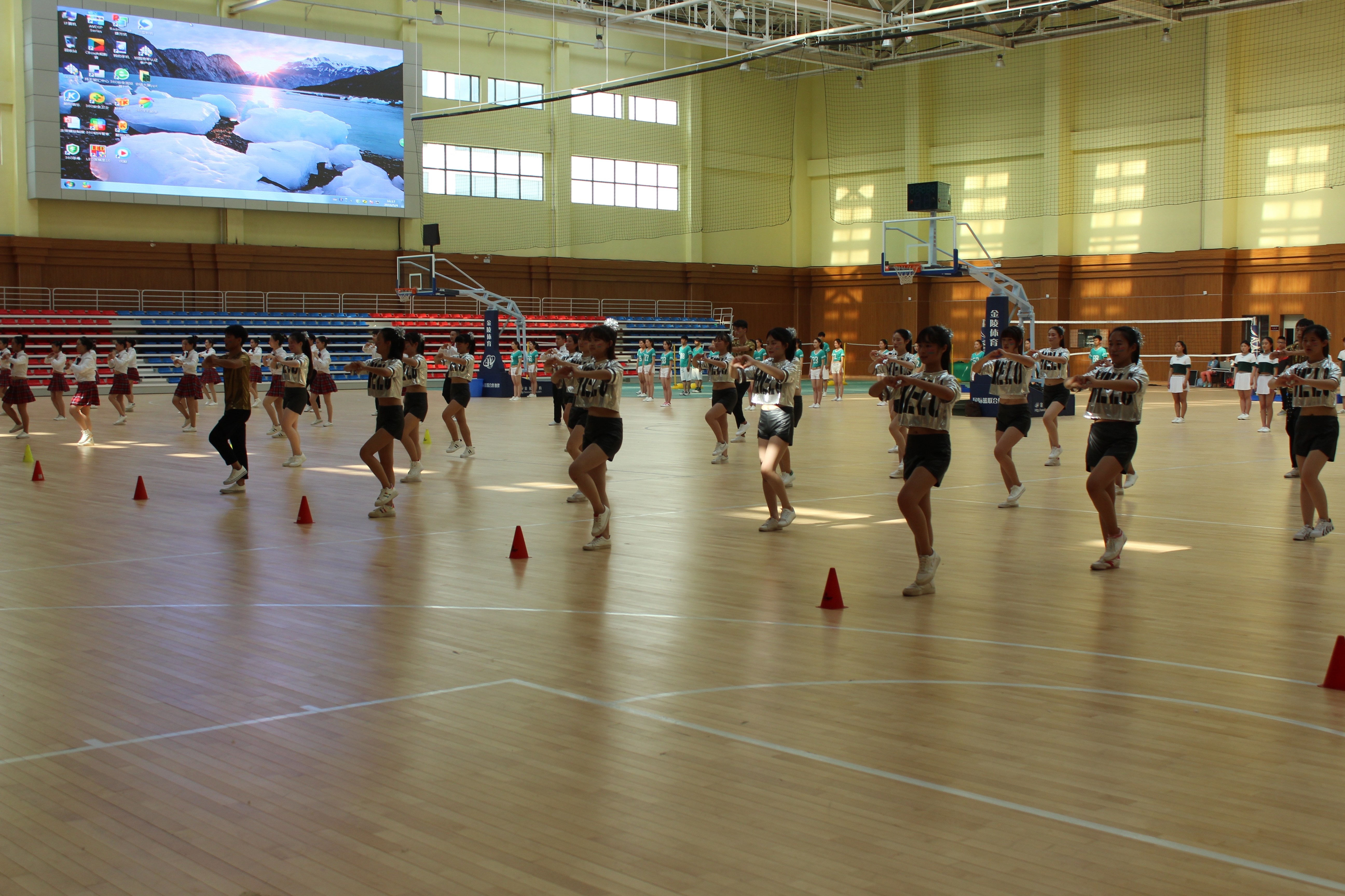 NH7EC{D_I3O@9VJNQ%H}7M5.jpg NH7EC{D_I3O@9VJNQ%H}7M5.jpg