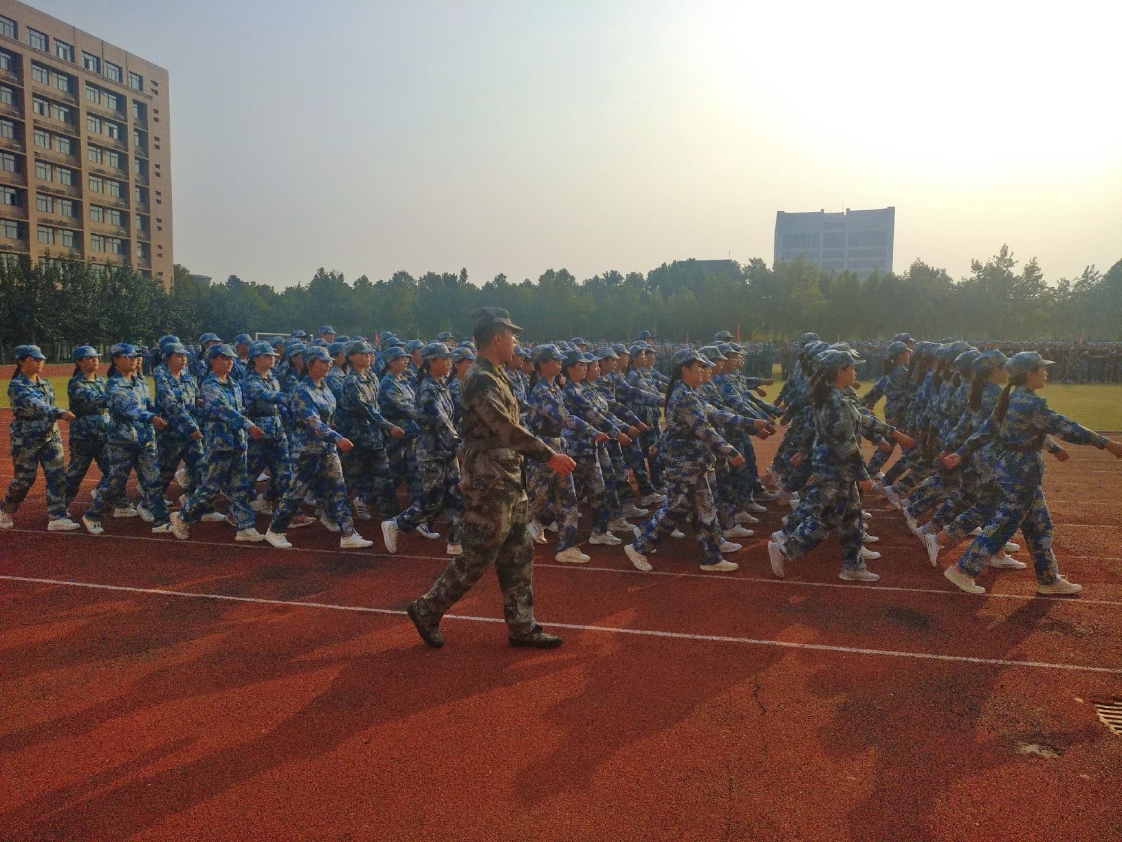 huiyan2.jpg huiyan2.jpg