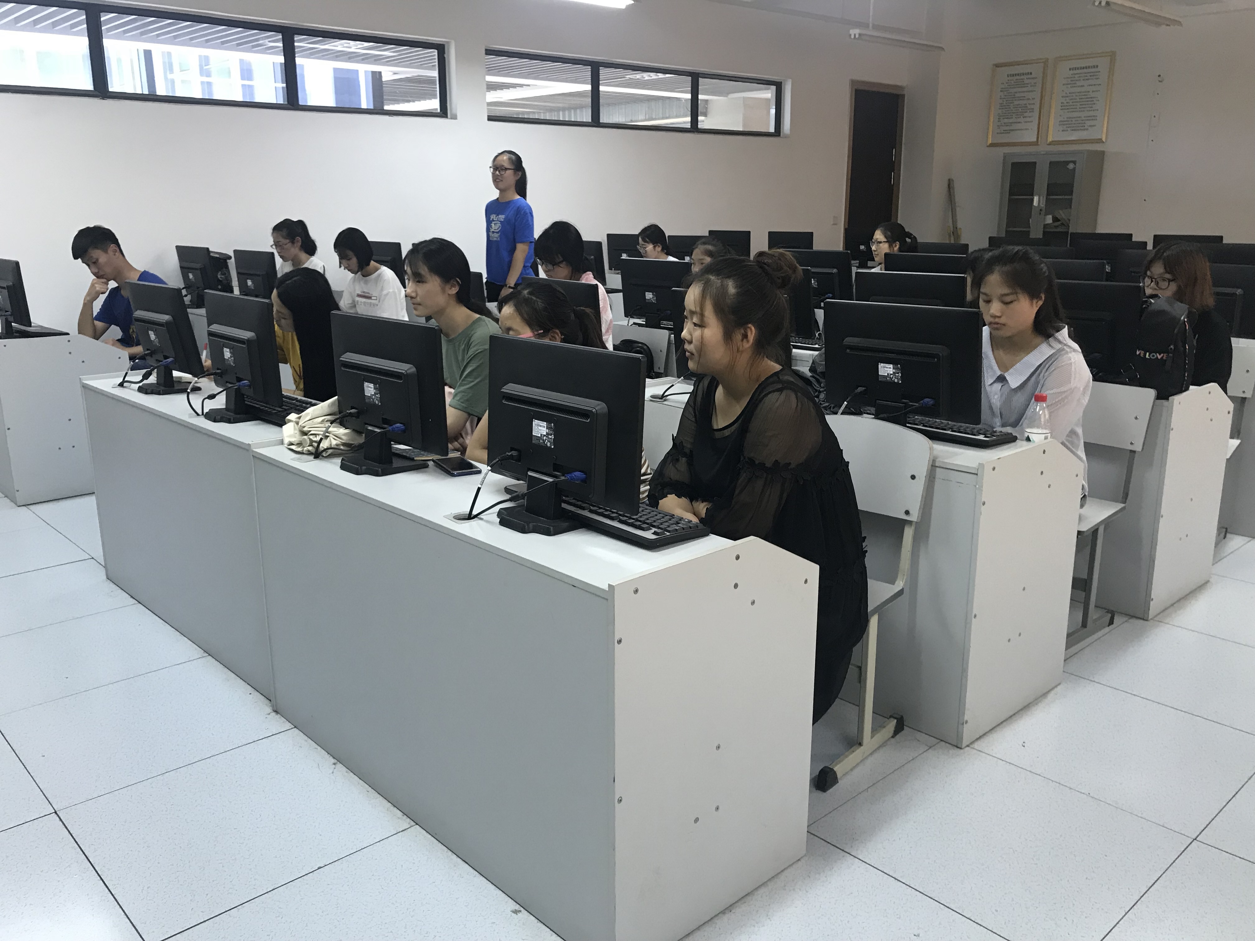 Cache_5912dfbd46c86872..jpg Cache_5912dfbd46c86872..jpg