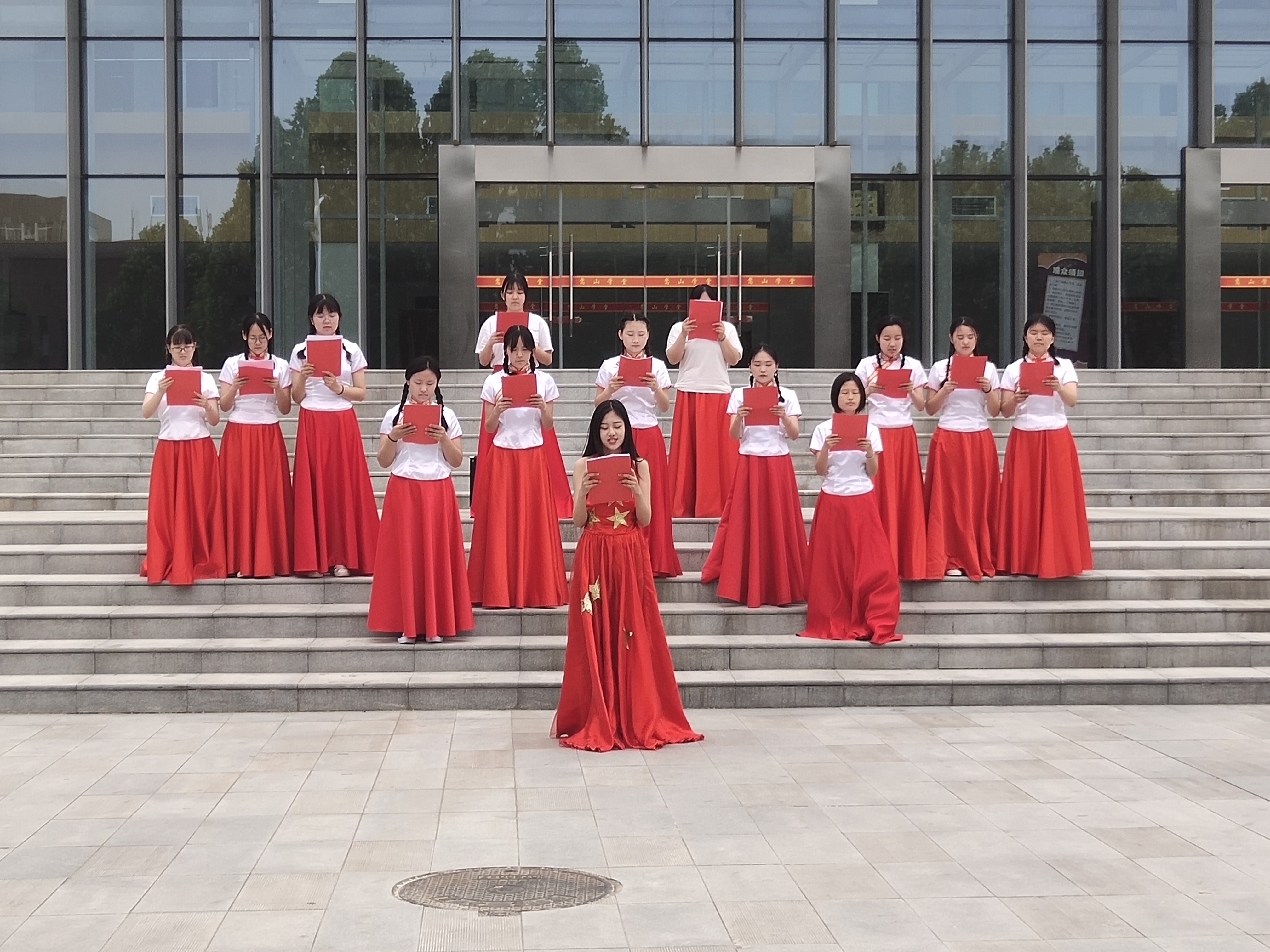 第一.jpg 第一.jpg