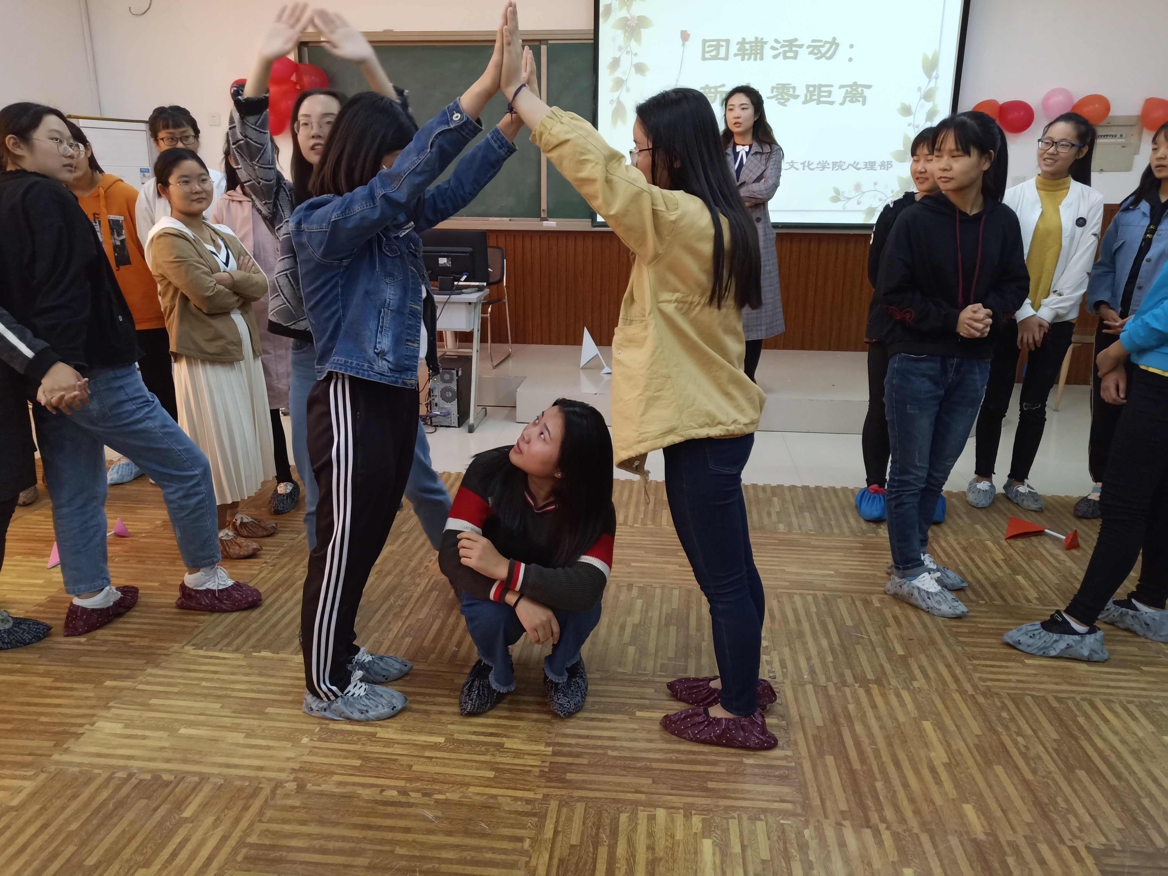 2_CLDUEG41G8Q}W4IC2{_BE.jpg 2_CLDUEG41G8Q}W4IC2{_BE.jpg