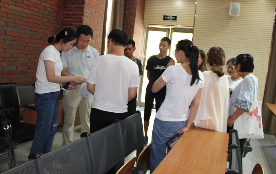 2.毕业论文指导.jpg