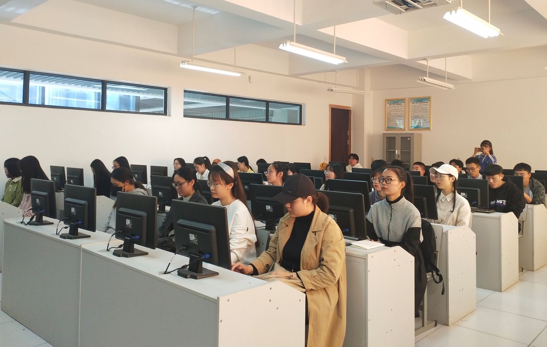 QQ图片20191101163626.jpg QQ图片20191101163626.jpg