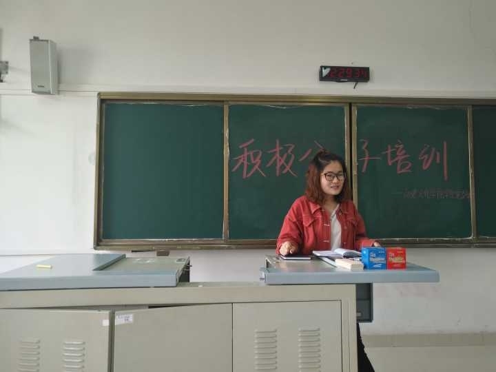 4E26AE89993F133F0C8DEA421FE7BCB9.jpg 4E26AE89993F133F0C8DEA421FE7BCB9.jpg