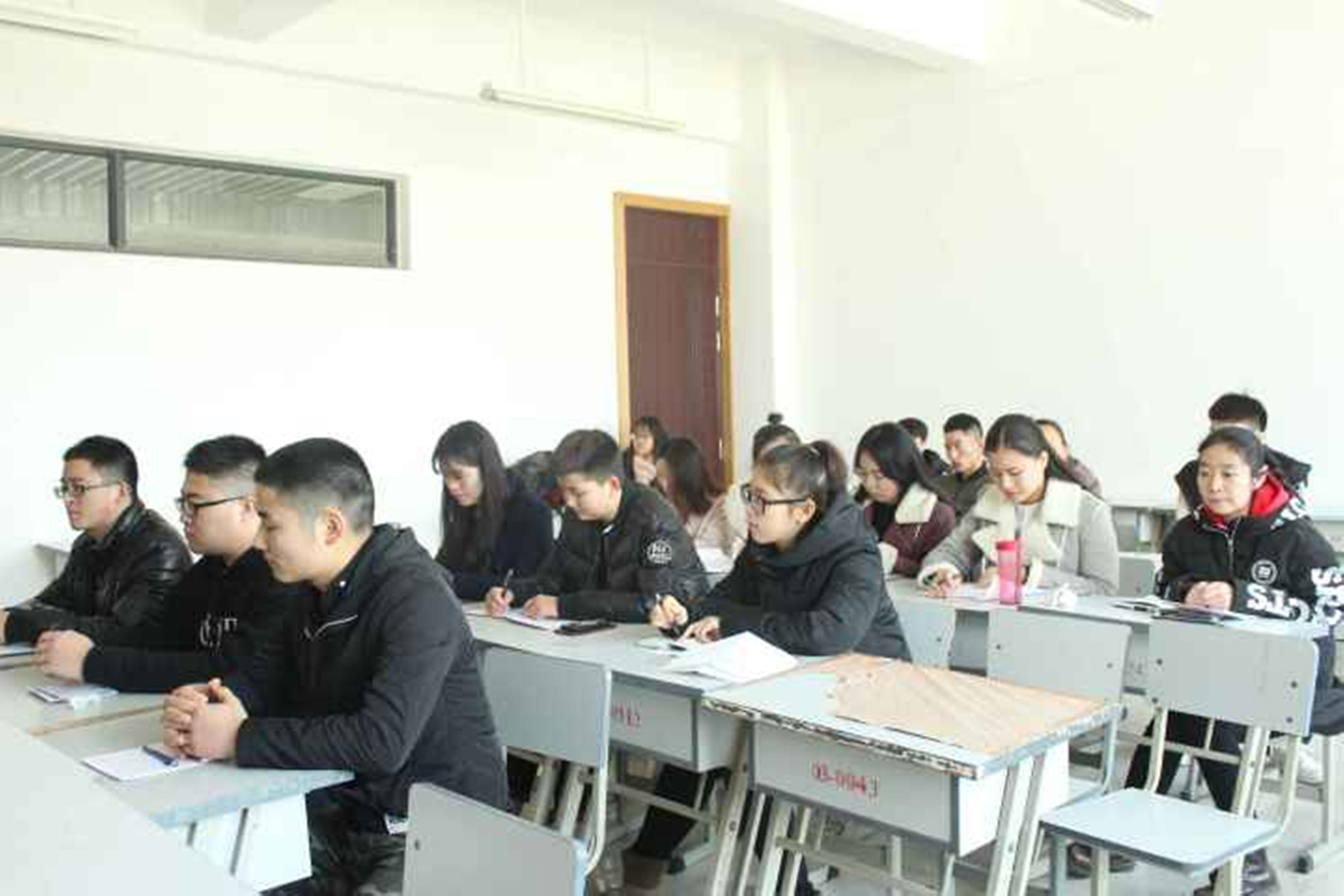 Cache_-2361e3eee4df6a25..jpg Cache_-2361e3eee4df6a25..jpg