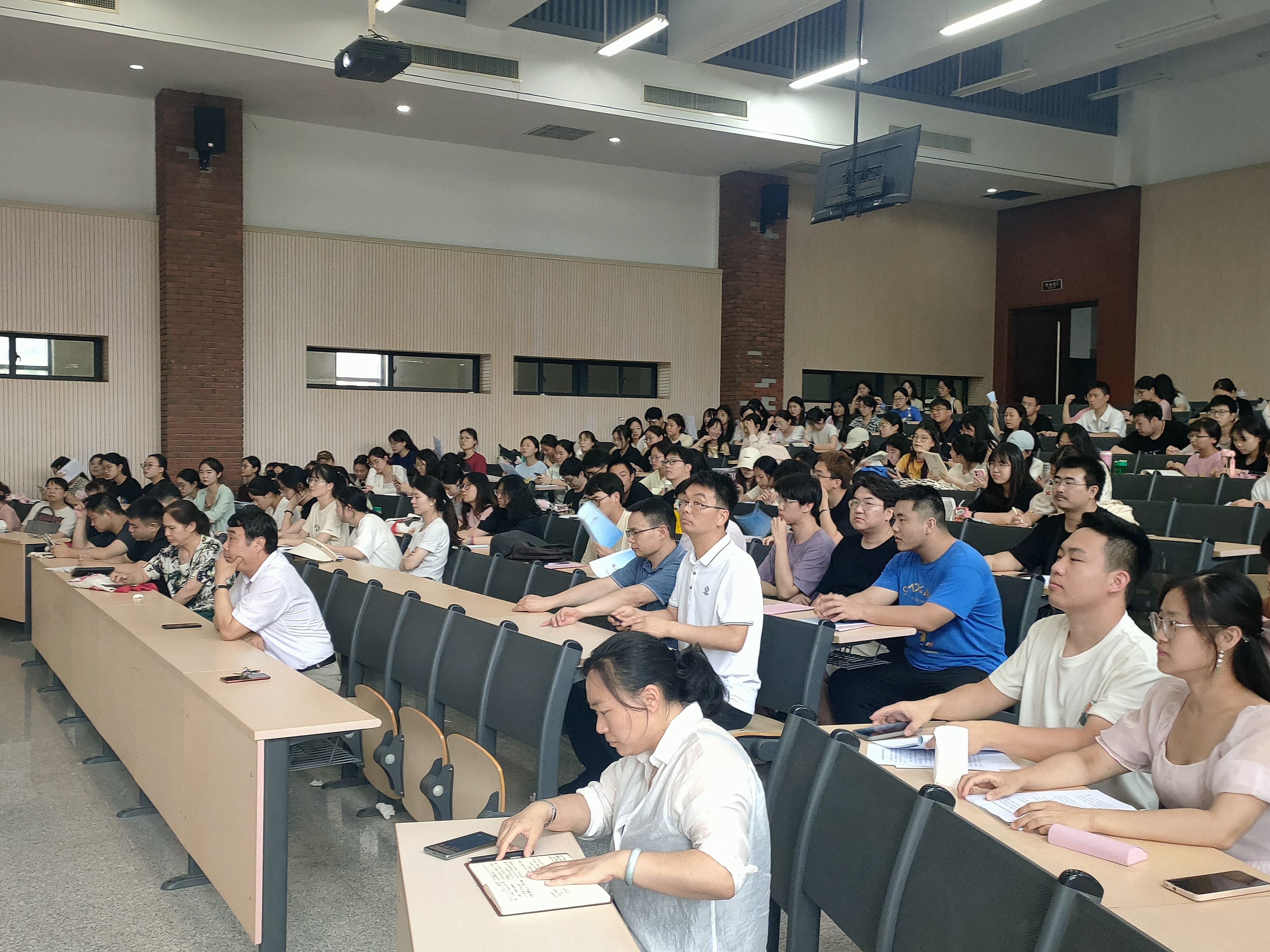 e10f97cccca8c15dabf5aa078d88c90d_.jpg e10f97cccca8c15dabf5aa078d88c90d_.jpg