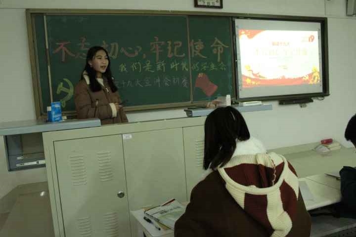 Cache_-33942d89cde9f0ed..jpg Cache_-33942d89cde9f0ed..jpg