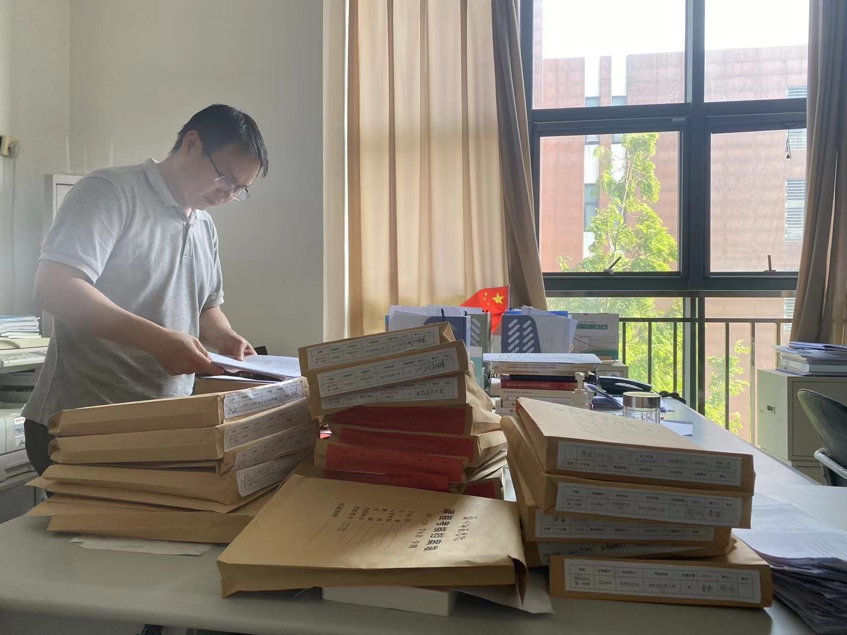 贺成奎.jpg 贺成奎.jpg