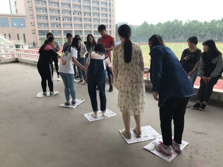 Cache_33b8cd4b37d3c2d0..jpg Cache_33b8cd4b37d3c2d0..jpg