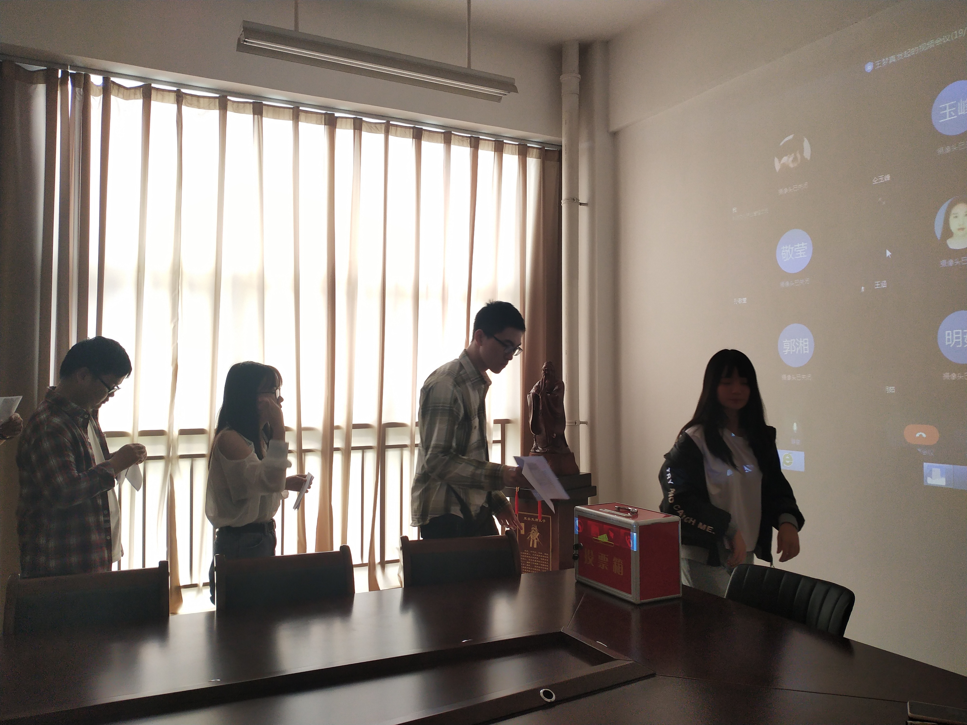 QQ图片20200928171924.jpg QQ图片20200928171924.jpg